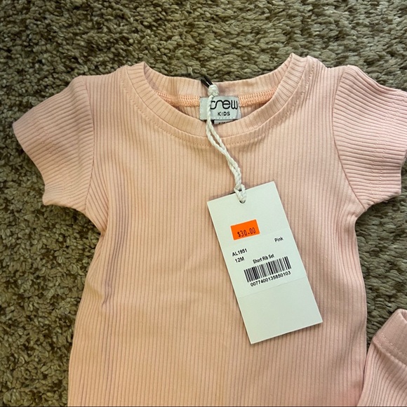 Crew. Girl matching outfit. Pink color. Short sleeves - Picture 3 of 4